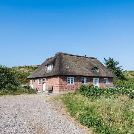 Holiday Henne Li Semesterbostad Henne Strand